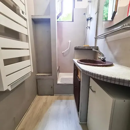 Maison De Charme A Avec Jardin Cloture بيت للعطل